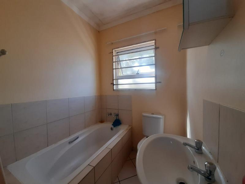 3 Bedroom Property for Sale in The Connifers Western Cape